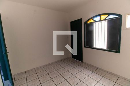 Quarto de casa para alugar com 1 quarto, 60m² em Piratininga, Niterói