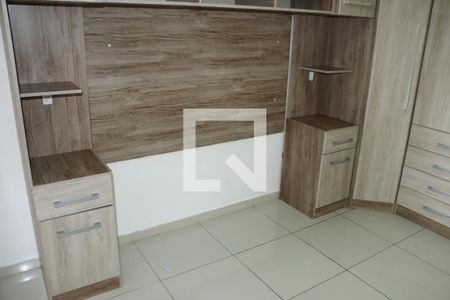 Quarto 1 de apartamento para alugar com 2 quartos, 55m² em Lajeado, Cotia
