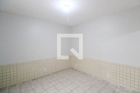 Quarto de casa para alugar com 1 quarto, 40m² em Guaratiba, Rio de Janeiro