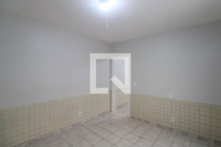 Quarto de casa para alugar com 1 quarto, 40m² em Guaratiba, Rio de Janeiro