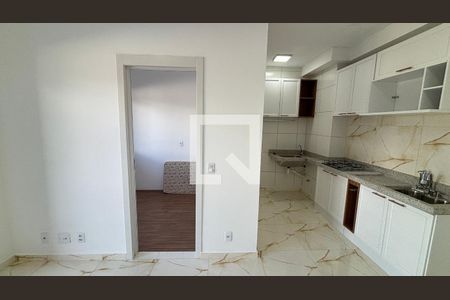 Sala  de apartamento para alugar com 2 quartos, 45m² em Santa Maria, Santo André