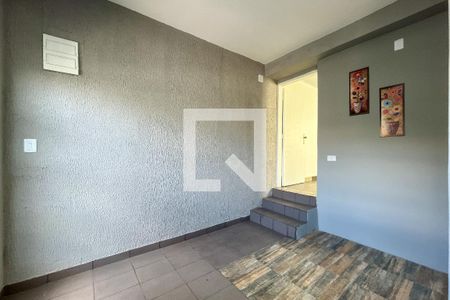 Sala/Cozinha de casa para alugar com 2 quartos, 120m² em Jardim Regina, São Paulo