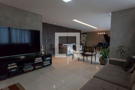 Sala de TV de apartamento para alugar com 5 quartos, 201m² em Vila da Serra, Nova Lima