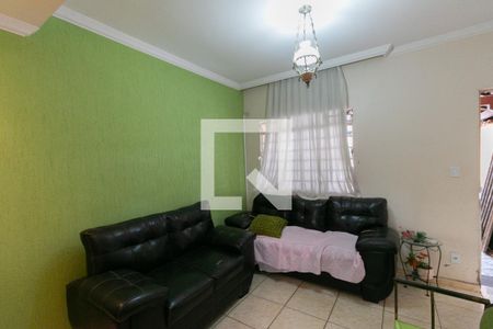 Casa à venda com 2 quartos, 61m² em Santa Monica, Belo Horizonte