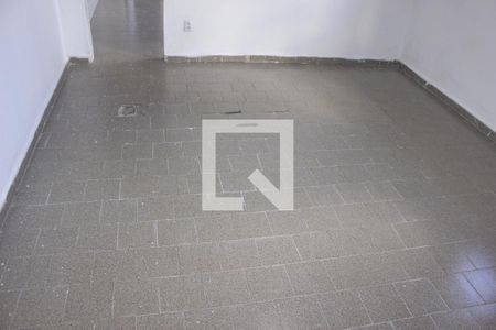 Quarto de casa para alugar com 1 quarto, 30m² em Jardim Rosana, Guarulhos