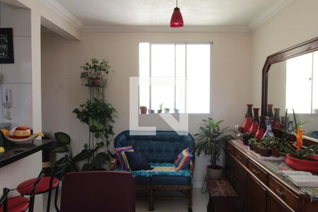 Sala de apartamento à venda com 3 quartos, 70m² em São Tomaz, Belo Horizonte