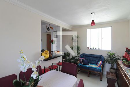 Sala de apartamento à venda com 3 quartos, 70m² em São Tomaz, Belo Horizonte