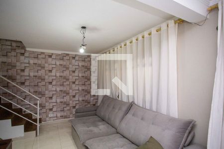 Sala de TV de casa para alugar com 3 quartos, 252m² em Centro, Diadema