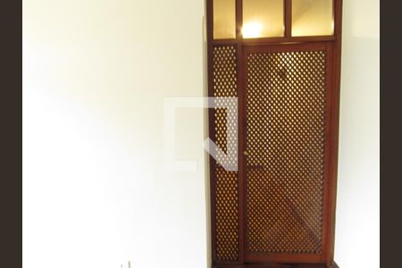 Sala de casa para alugar com 4 quartos, 210m² em Adalgisa, Osasco