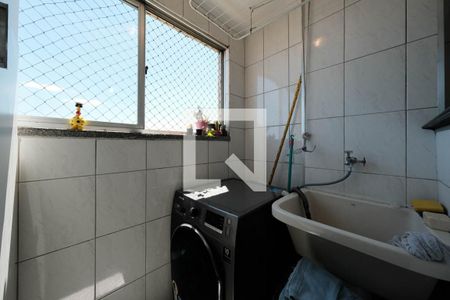 Sala/Cozinha de apartamento à venda com 2 quartos, 56m² em Jardim Danfer, São Paulo