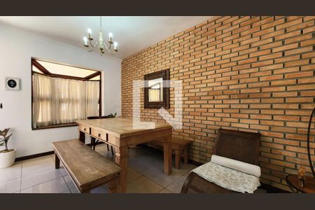 Sala de casa à venda com 3 quartos, 193m² em Parque da Represa, Jundiaí