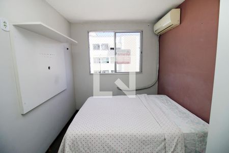 Quarto 1 de apartamento à venda com 2 quartos, 50m² em Vigário Geral, Rio de Janeiro