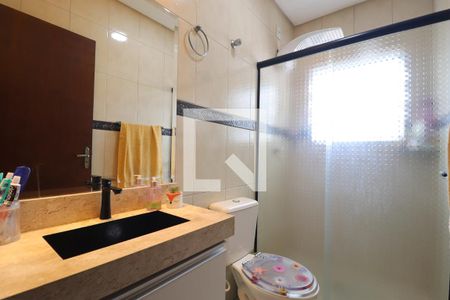 Banheiro Quarto 1 suíte de casa para alugar com 3 quartos, 154m² em Parque Erasmo Assunção, Santo André