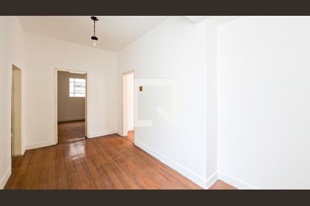 Sala 2 de casa para alugar com 3 quartos, 140m² em Sagrada Família, Belo Horizonte