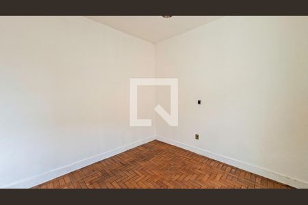 Quarto 1 de casa para alugar com 3 quartos, 140m² em Sagrada Família, Belo Horizonte