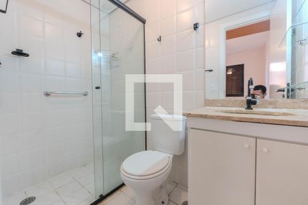 Banheiro Social de apartamento para alugar com 1 quarto, 48m² em Consolação, São Paulo