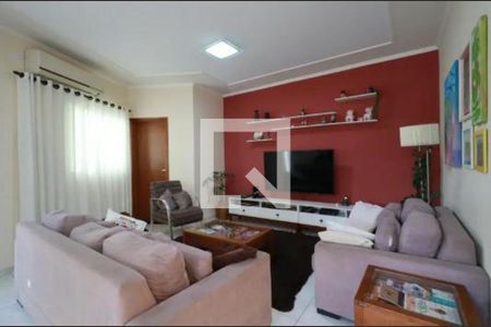 Casa à venda com 3 quartos, 95m² em Santa Terezinha, Santo André
