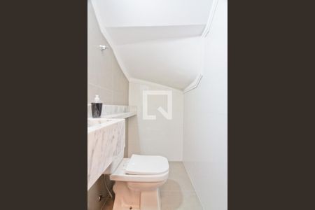 Lavabo de casa à venda com 3 quartos, 165m² em Parque Sao Domingos, São Paulo