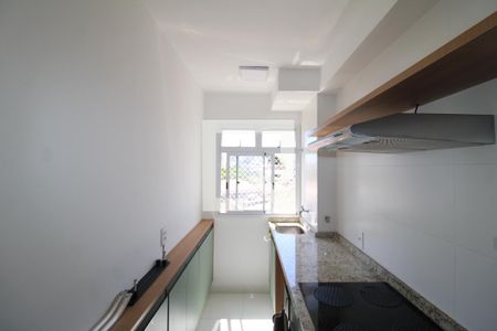 Sala / Cozinha  de apartamento para alugar com 2 quartos, 47m² em Parada Inglesa, São Paulo