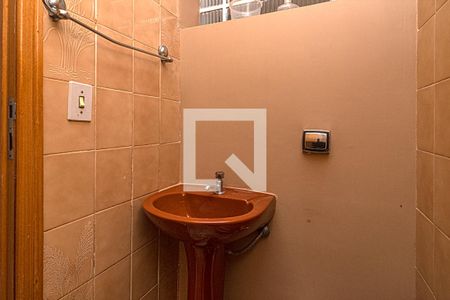 lavabo_2 de casa para alugar com 3 quartos, 120m² em Vila Nair, São Paulo