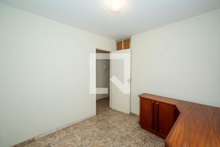 QUARTO1 de casa à venda com 3 quartos, 200m² em Alípio de Melo, Belo Horizonte