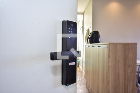 Fechadura Eletrônica de apartamento à venda com 3 quartos, 56m² em Vila Pirajussara, São Paulo