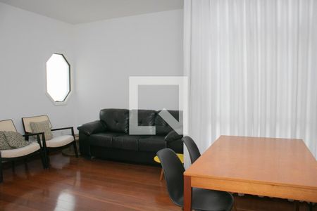 Sala de apartamento para alugar com 1 quarto, 72m² em Funcionários, Belo Horizonte