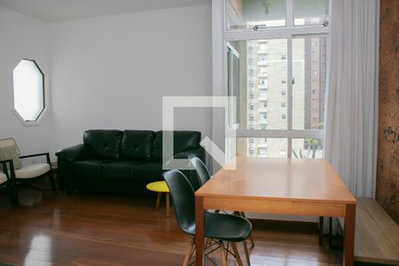 Sala de apartamento para alugar com 1 quarto, 72m² em Funcionários, Belo Horizonte