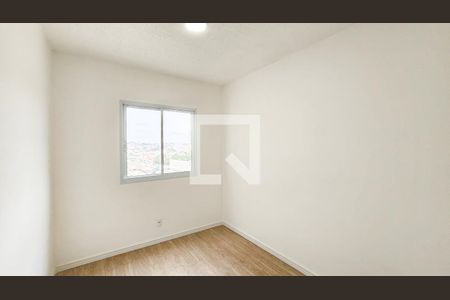 Quarto de apartamento para alugar com 2 quartos, 54m² em Vila Sul Americana, Carapicuíba