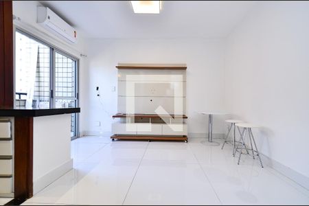 Sala de apartamento para alugar com 1 quarto, 55m² em Lourdes, Belo Horizonte