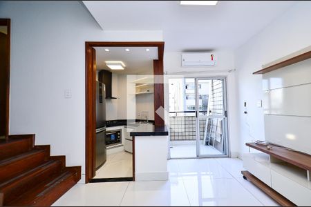 Sala de apartamento para alugar com 1 quarto, 55m² em Lourdes, Belo Horizonte
