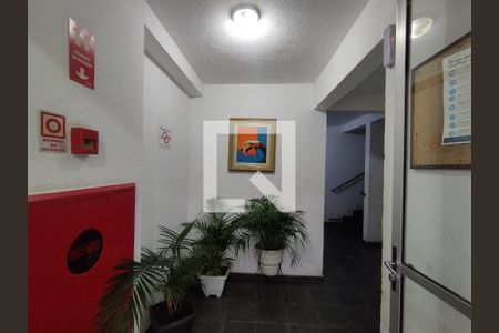 Hall de entrada de apartamento à venda com 2 quartos, 52m² em Vila Santa Teresa (zona Sul), São Paulo