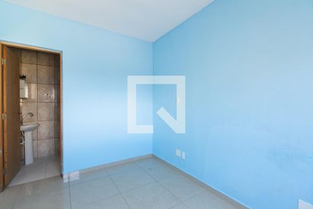 Sala/Quarto de casa para alugar com 1 quarto, 16m² em Vila Santa Teresinha, São Paulo