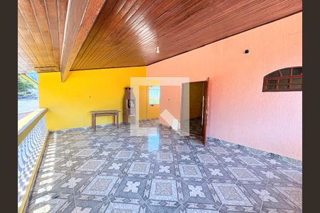 Sacada de casa para alugar com 3 quartos, 140m² em Vila Popular, Várzea Paulista