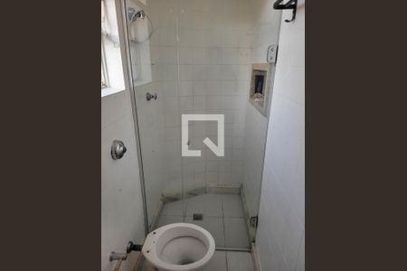 Banheiro de apartamento à venda com 1 quarto, 31m² em Santo Antônio, Belo Horizonte