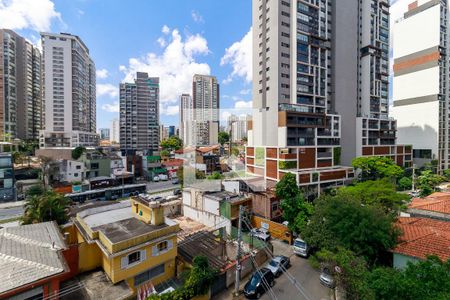 Varanda - Vista de kitnet/studio para alugar com 1 quarto, 35m² em Jardim das Acacias, São Paulo