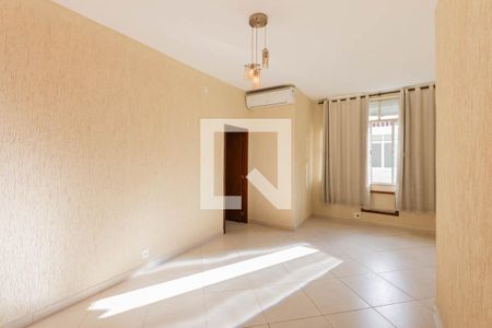 Sala de casa para alugar com 2 quartos, 120m² em Tijuca, Rio de Janeiro