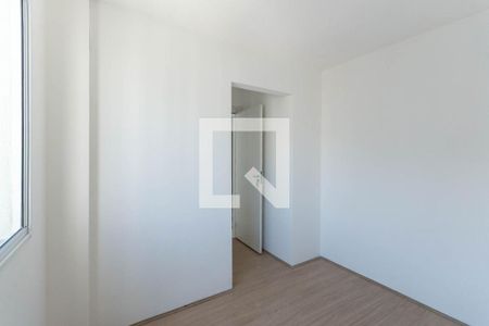 Quarto 1 de apartamento para alugar com 2 quartos, 55m² em Santo Cristo, Rio de Janeiro