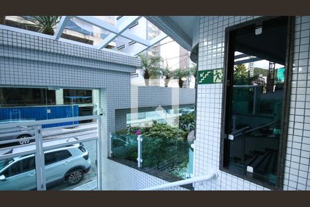Fachada e portaria de apartamento para alugar com 2 quartos, 92m² em Canto do Forte, Praia Grande