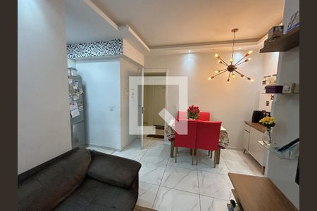 Sala de apartamento para alugar com 2 quartos, 48m² em Del Castilho, Rio de Janeiro