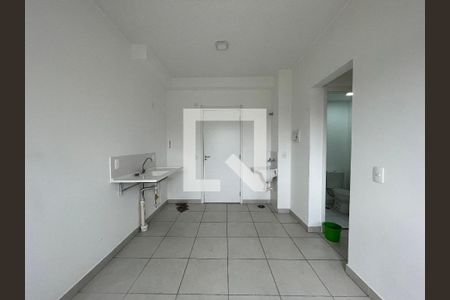 Sala/Cozinha de apartamento para alugar com 2 quartos, 32m² em Jardim Celeste, São Paulo