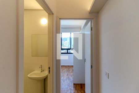 Corredor de apartamento para alugar com 1 quarto, 40m² em República, São Paulo