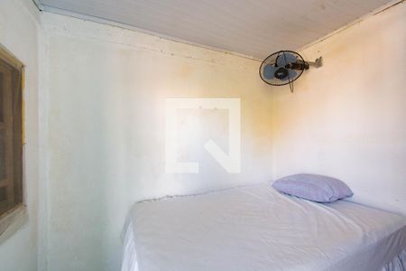 Casa à venda com 4 quartos, 60m² em Estância Velha, Canoas