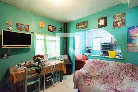 Casa à venda com 4 quartos, 60m² em Estância Velha, Canoas