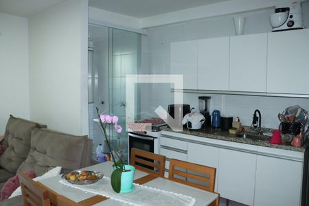 Sala/Cozinha de apartamento para alugar com 3 quartos, 61m² em Jardim Marilu, Cotia