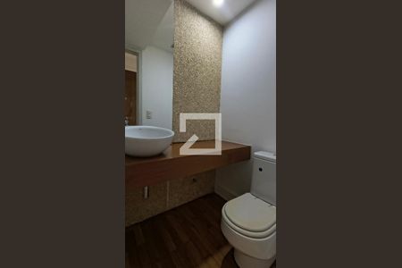 Lavabo de apartamento para alugar com 3 quartos, 122m² em Barra da Tijuca, Rio de Janeiro