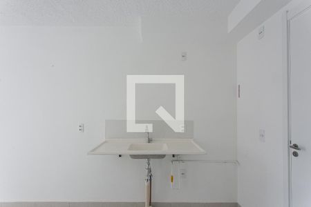 Cozinha de apartamento para alugar com 1 quarto, 27m² em Penha de França, São Paulo