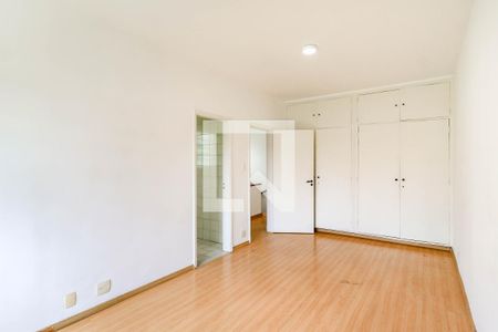 Suíte de casa à venda com 3 quartos, 178m² em Vila Cordeiro, São Paulo