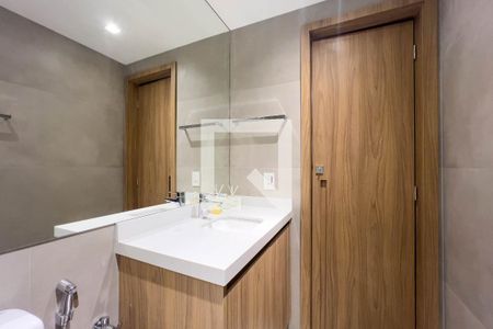 Banheiro de kitnet/studio para alugar com 1 quarto, 42m² em Vila Mariana, São Paulo