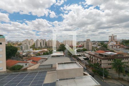 Sala/Cozinha Vista de apartamento para alugar com 1 quarto, 35m² em Ouro Preto, Belo Horizonte